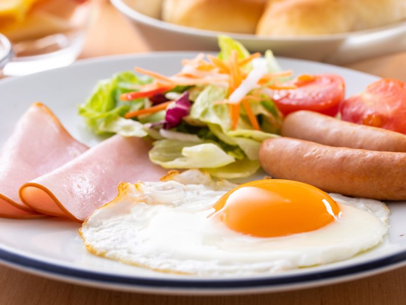 大腸がんになったら食べてはいけないものとは？生活習慣から手術後の注意点まで徹底解説